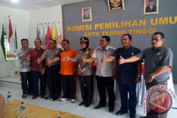 Kapolres Berkunjung Ke Kantor KPUD,