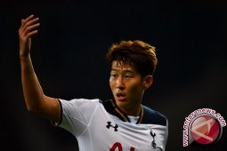 Hasil dan Klasemen Liga Inggris, Spurs Jaga Jarak dari MU
