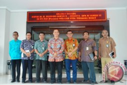 Legislator Inginkan Masa Kerja Pegawai PLN Ditambah 