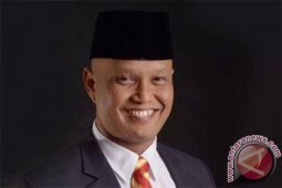 DPR : Batalkan Kebijakan Longgarkan Aturan Pusat Data