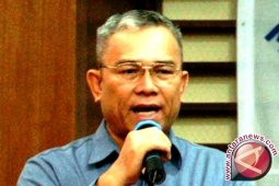 Tarman Azzam Meninggal di Ambon