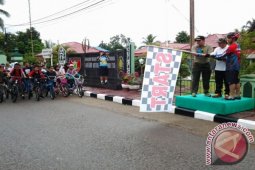 LEPAS PESERTA SEPEDA SANTAI