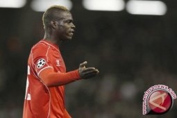Balotelli Menjadi Pahlawan Sekaligus Penjahat Bagi Nice