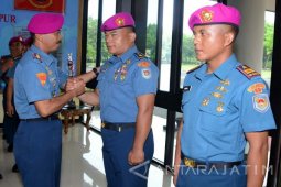 Sepuluh Perwira Brigif-1 Marinir Naik Pangkat