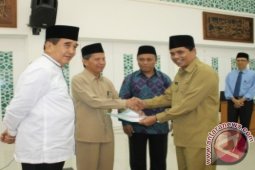 Wagub Sambut Kedatangan Jamaah Haji Kloter 11