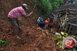 Satu Rumah di Sangihe Tertimbun Longsor