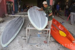 Permintaan Perahu Kano