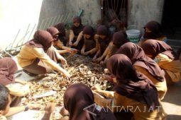 10.050 Siswa Miskin di Probolinggo Terima  Dana BKSM