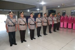 Tiga Pejabat Polda Kalbar dan Satu Kapolres Diganti