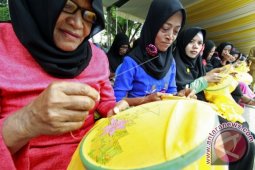 Pemkot Gorontalo Manfaatkan Sentra Kerajinan Karawo "Otahiya"