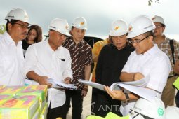 Ketua DPR Apresiasi Konsep Hijau Bandara Banyuwangi