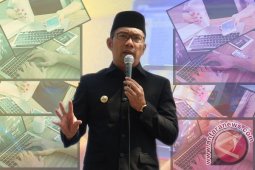 Ridwan Kamil Kutuk Penyiraman Air Keras Novel Baswedan