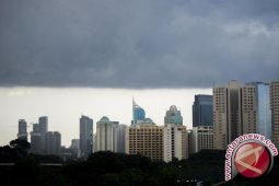 Besok banyak wilayah kena hujan lebat. Ini rinciannya