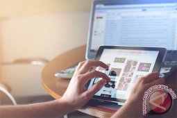 Sebagian Besar Orang Indonesia Memilih Internet Dibanding Keluarga