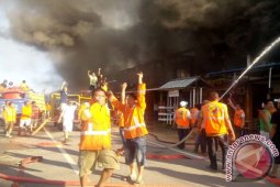 Belasan Ruko Terbakar di Sungai Pinyuh