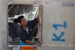 Pabrik Interior Kereta Api