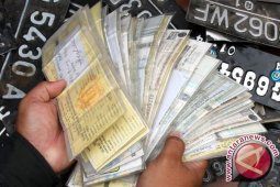 Polisi Tangkap Pembuat STNK Palsu Jaringan Nasional