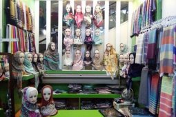 Banyak Karyawati Berbisnis di Thamrin City