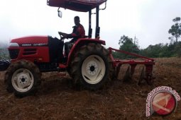 Danramil 03 Sipirok Bantu Kembangkan Jagung