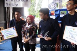 Pelajar Kediri Buat Alat Penyaring Air Hujan