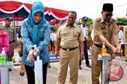 Bupati Batanghari: Budayakan hidup bersih kepada anak-anak