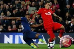 MU Imbangi Liverpool 0-0 di Anfield