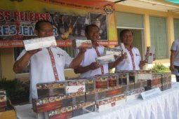 Polres Jember Sita Ribuan Rokok Ilegal