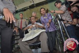 KPK tahan tersangka korupsi pengadaan e-KTP