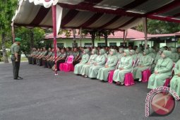 Danrindam Mulawarman persilakan anggota persit berpolitik