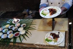 Merasakan Sensasi Ayam Bakar Beraroma Kopi (Video)