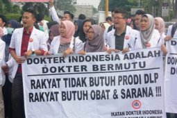 Kemenkes lepas 18 dokter internsip ke Lambar