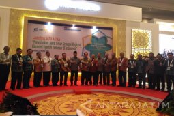 Wagub Jatim Lantik Satuan Tugas Ekonomi Syariah (Video)