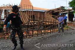 Rumah Roboh Puting Beliung