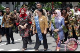 Mufidah Jusuf Kalla kunjungi puskesmas Petang-Badung