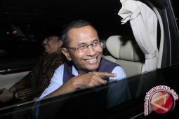 Kejati Jatim Tetapkan Dahlan Iskan Menjadi Tahanan Kota