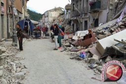 Gempa Sebabkan Ketakutan dan Kerusakan di Italia Tengah