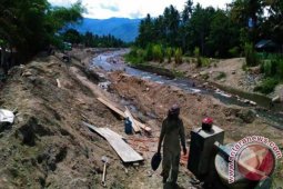 Pembangunan Dek Penahan Banjir