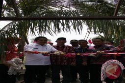 Bupati Resmikan Jembatan Gantung Pulau Tanjung