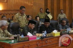 DPRD Asahan Sahkan P-APBD Tahun 2016
