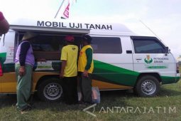 Bupati Bojonegoro Minta Desa Beli Alat Uji Tanah