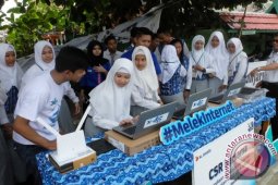 1000 Sekolah Broadband Dari XL