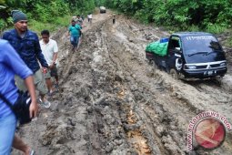 Jalur Distribusi Sembako ke Pelosok Kaltim Rusak