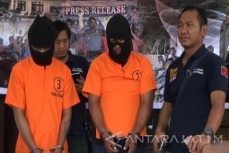 Polres Situbondo Ungkap Dua Tersangka Pengedar Narkoba (Video)