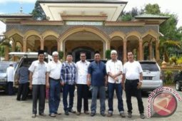 PWI Sumut Kunjungi Masjid  Terbersih&acirc;&euro;Ž II Sumut
