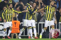 Gagal Manfaatkan Dominasi, MU Dibekuk Fenerbahce 1-2
