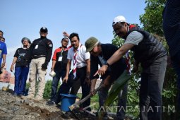 Wagub Bersama Iwan Fals