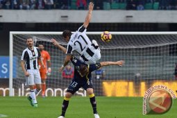 Juve menang 2-1 di Markas Chievo