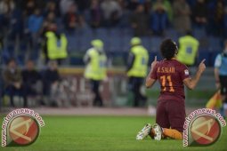 Trigol Mohamed Salah Antar Roma Bekap Bologna 3-0