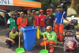 Jaga Arena "Car Free Day" Tetap Bersih