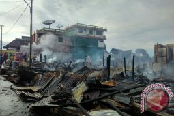 Camat: Enam KK tinggal di tenda pengungsi